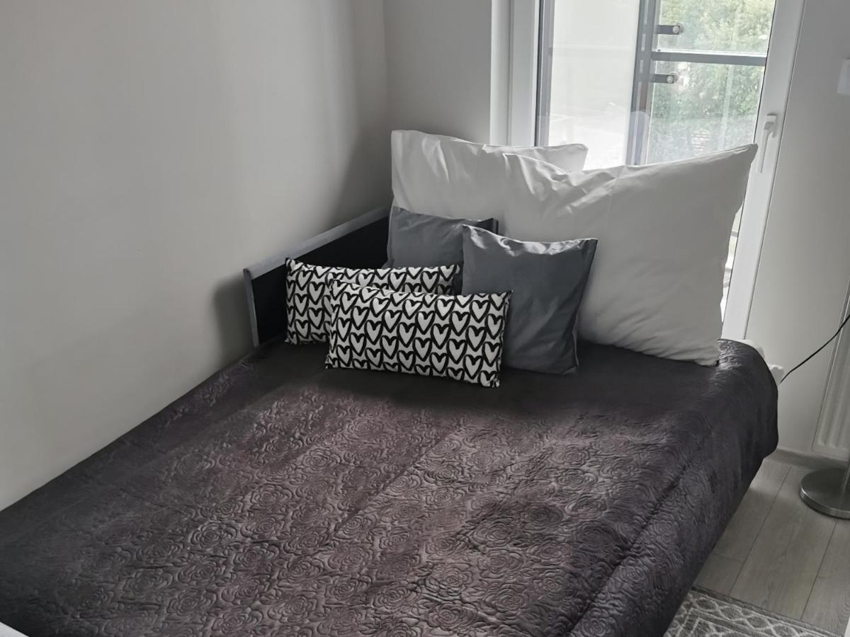 Warsaw Apartments Prymasa Street מראה חיצוני תמונה