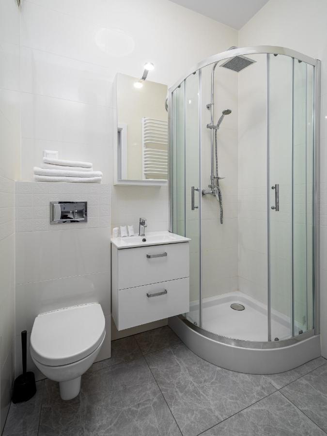 Warsaw Apartments Prymasa Street מראה חיצוני תמונה